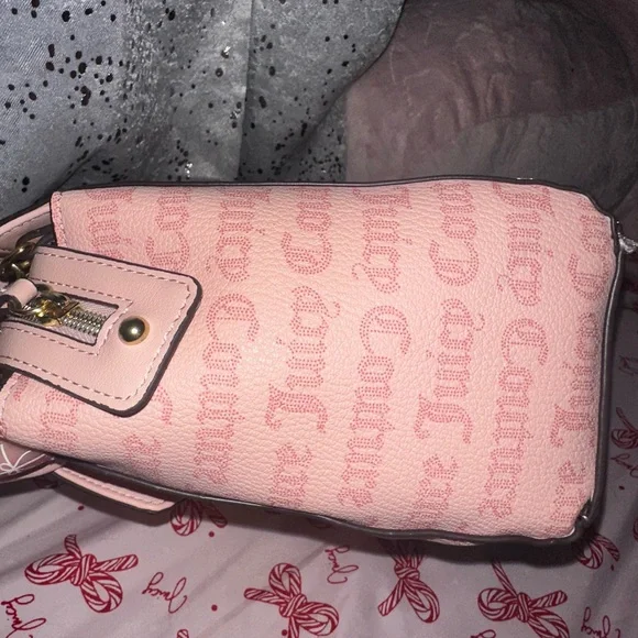 Juicy Couture Pink Handbag - Picture 6 of 9
